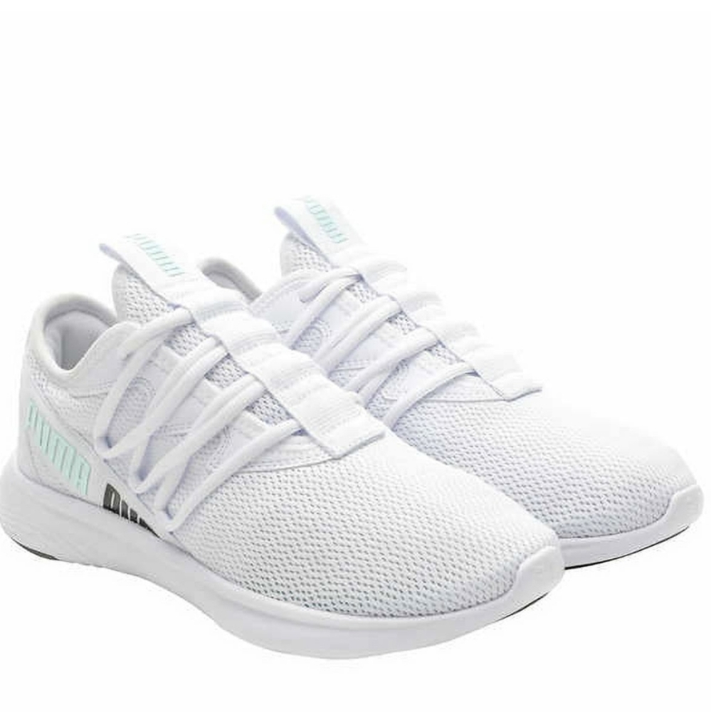 *NEW*PUMA STAR VITAL ATHLETIC TRAINING SHOES. WHITE/AQUA. SIZE: 6